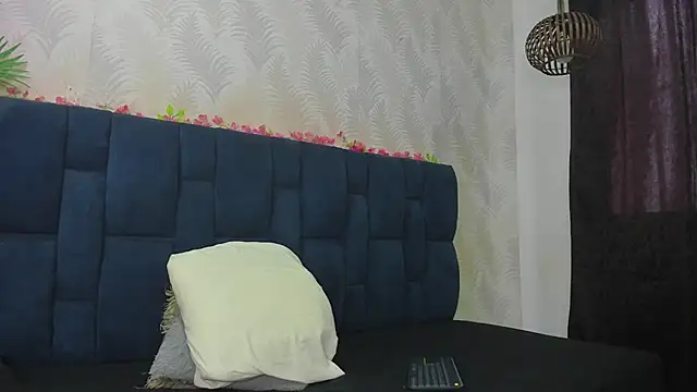 Ammy Connor1 online show from March 2026 09:09:01 PM