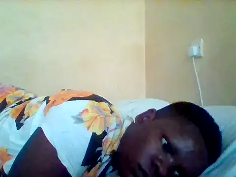 prittylorah15 online show from October 2025 06:37:02 AM