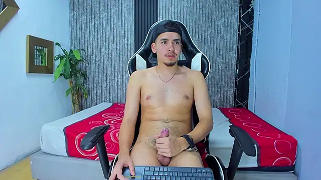 Mike 0233  online show from February 2026 06:40:02 AM