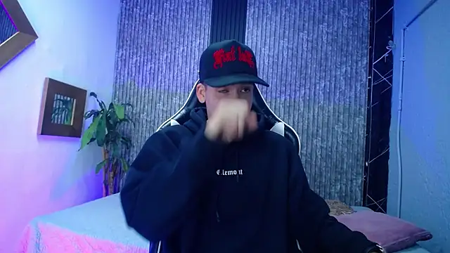 Mike 0233  online show from February 2026 04:16:02 AM