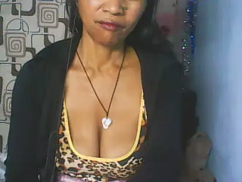 Snapshot of nene_belle chatting on June 2026 05:36:02 PM nene belle online show from June 2026 05:36:02 PM