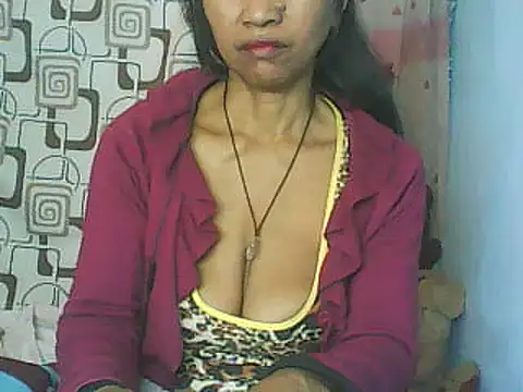 Snapshot of nene_belle chatting on July 2026 07:45:02 AM nene belle online show from July 2026 07:45:02 AM