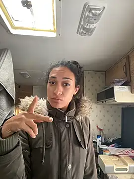 starrynikki online show from February 2026 04:24:02 PM