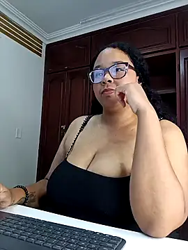 XMara online show from January 2025 07:51:01 PM