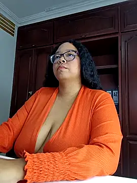 XMara online show from February 2025 08:27:02 PM