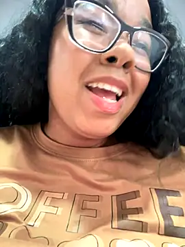 XMara online show from October 2025 05:25:02 PM