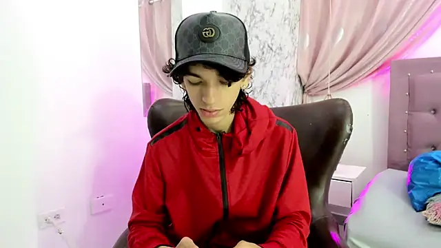 Snapshot of SexyJuliii21 chatting on March 2025 10:20:01 PM SexyJuliii21 online show from March 2025 10:20:01 PM