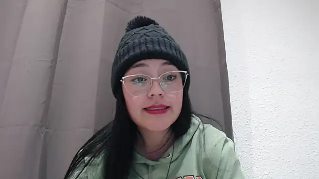 Snapshot of Alisha_99 chatting on November 2025 10:03:02 PM Alisha 99 online show from November 2025 10:03:02 PM