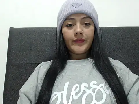 Alisha 99 online show from June 2026 12:33:01 AM