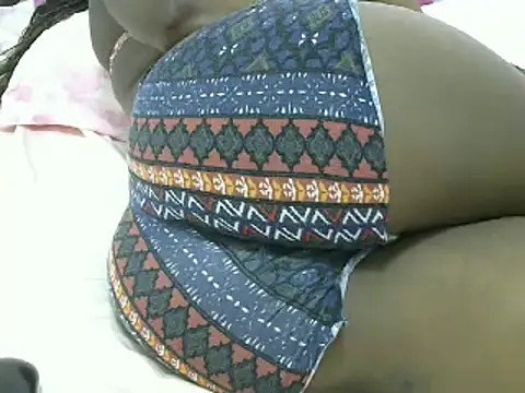 Snapshot of sly_minah chatting on February 2025 01:33:01 PM sly minah online show from February 2025 01:33:01 PM