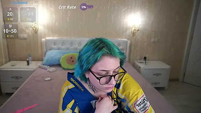 Snapshot of LunaaMayy chatting on March 2026 02:04:02 AM LunaaMayy online show from March 2026 02:04:02 AM