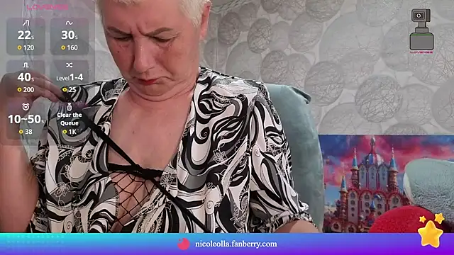 Snapshot of NicoleOlla chatting on May 2026 01:00:02 AM NicoleOlla online show from May 2026 01:00:02 AM