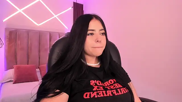 Maaiitee online show from November 2025 06:45:02 PM