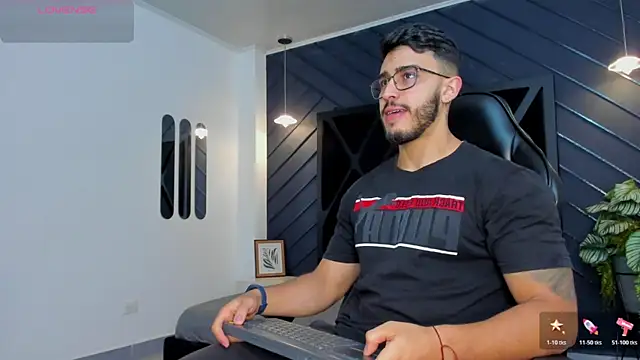 Liam Kleiin online show from October 2025 11:21:02 AM