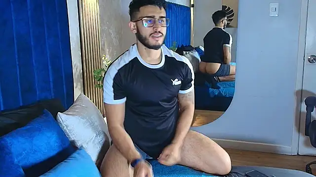 Snapshot of Liam_Kleiin chatting on July 2026 11:17:02 AM Liam Kleiin online show from July 2026 11:17:02 AM
