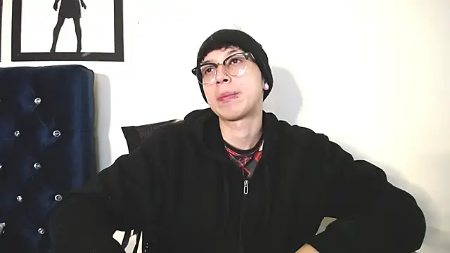  Thomas hot  online show from October 2025 04:02:02 AM