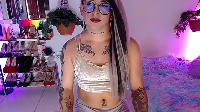 Laveneno ortiz07 online show from April 2026 12:04:01 AM