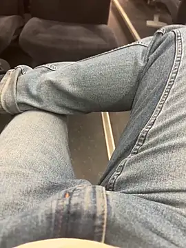 maleesa online show from April 2026 08:31:01 PM