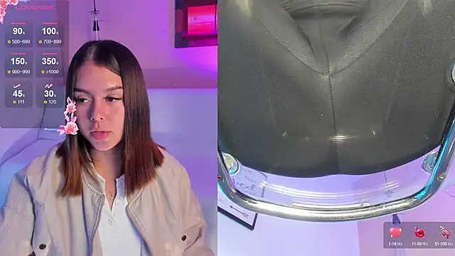 ArianaBaker online show from September 2025 03:14:01 PM