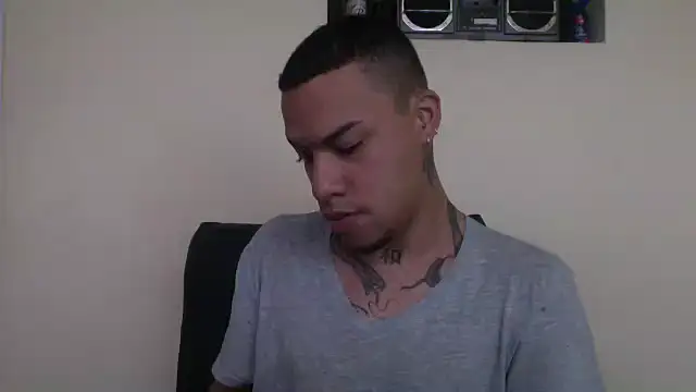 Osiiriis online show from February 2025 08:24:01 PM