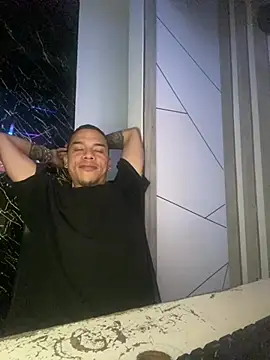 Osiiriis online show from February 2025 04:48:02 AM