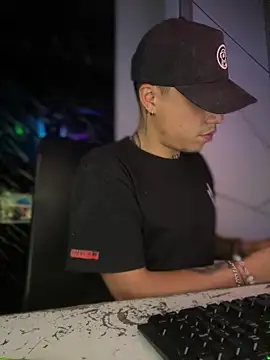 Osiiriis online show from February 2025 06:44:02 AM