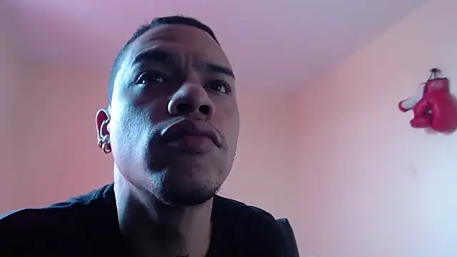 Osiiriis online show from February 2025 07:48:02 PM