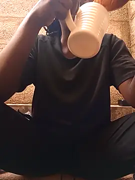 Swirly blac online show from April 2026 07:03:01 AM