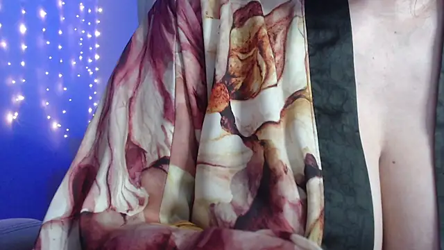 Snapshot of missdaniels chatting on December 2024 11:50:02 PM missdaniels online show from December 2024 11:50:02 PM