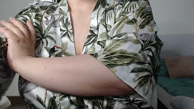 Snapshot of missdaniels chatting on October 2025 12:22:01 AM missdaniels online show from October 2025 12:22:01 AM