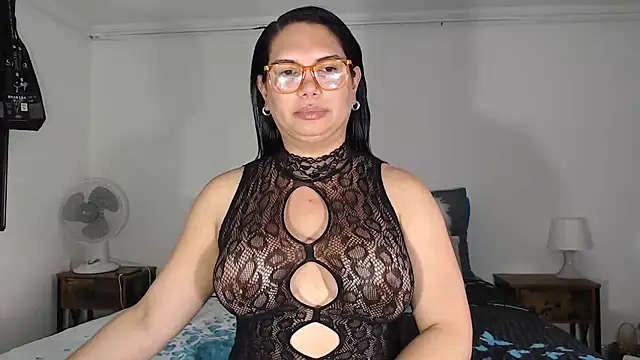 flowerdirtty online show from June 2026 08:56:02 PM