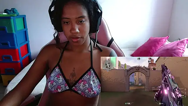 TiffanyRoouse online show from February 2025 09:37:02 PM