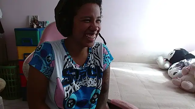 TiffanyRoouse online show from October 2025 02:12:01 PM