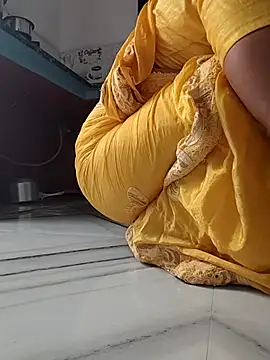 Snapshot of Archna-ji chatting on September 2025 03:49:01 AM Archna-ji online show from September 2025 03:49:01 AM