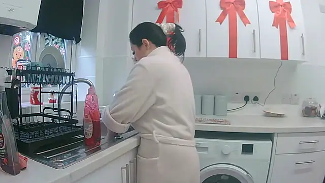 magical mia online show from November 2025 10:03:02 AM