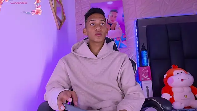 dilan alfonzo online show from April 2026 04:57:02 AM