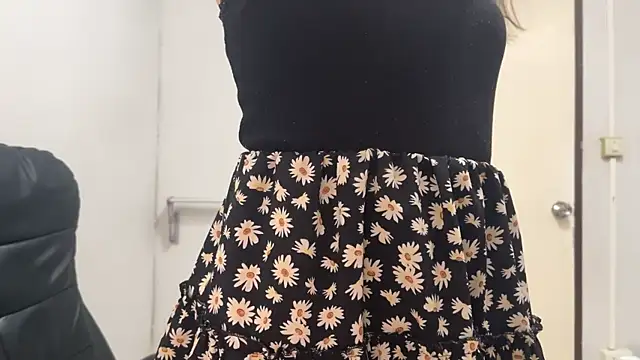 Snapshot of SassyJessi chatting on March 2025 04:04:01 AM SassyJessi online show from March 2025 04:04:01 AM