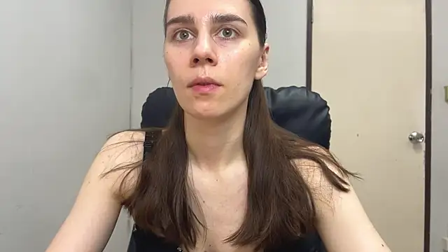 Snapshot of SassyJessi chatting on March 2025 04:28:02 AM SassyJessi online show from March 2025 04:28:02 AM