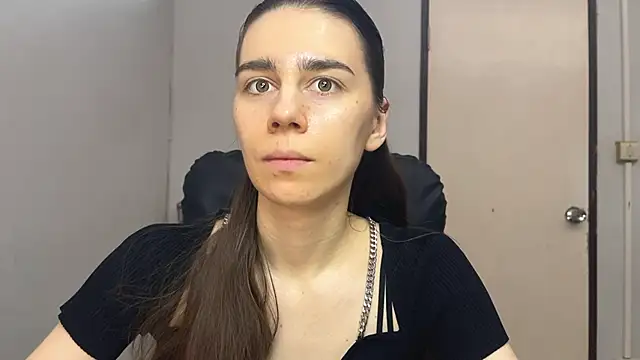 Snapshot of SassyJessi chatting on December 2025 04:09:01 AM SassyJessi online show from December 2025 04:09:01 AM