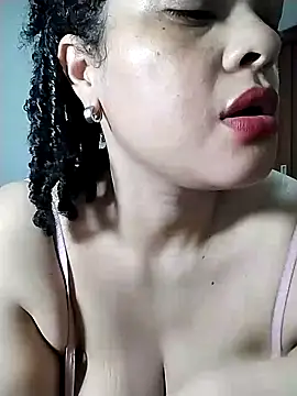 Snapshot of sweetpe chatting on December 2024 09:57:01 AM sweetpe online show from December 2024 09:57:01 AM