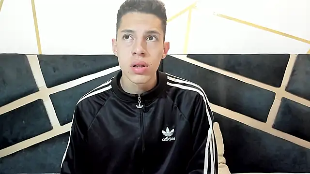 thiago19s online show from December 2024 07:21:02 PM