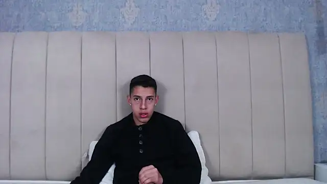 thiago19s online show from February 2025 10:36:01 PM