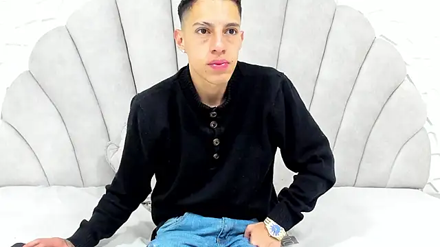 thiago19s online show from March 2025 12:24:01 PM