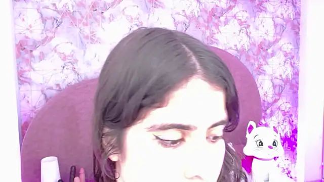 Snapshot of LexaDeRusso chatting on January 2025 08:00:02 PM LexaDeRusso online show from January 2025 08:00:02 PM