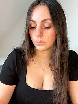 Loella-Rose online show from April 2026 08:28:02 AM