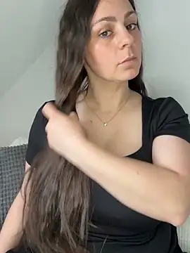 Loella-Rose online show from April 2026 09:02:01 AM