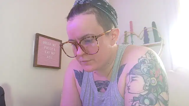 quinnmariexo online show from March 2026 06:55:02 PM