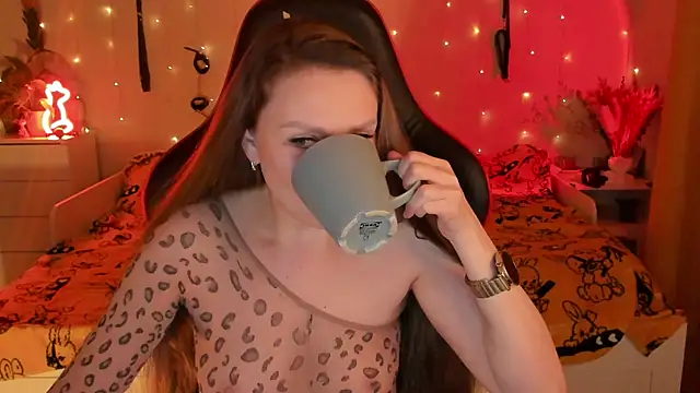 desperatehousewife   online show from October 2025 07:14:02 PM