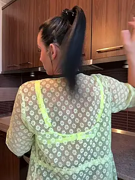 Hotmomcheckk  online show from March 2025 09:43:01 AM