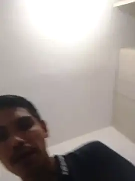 Snapshot of Felipesilv5 chatting on May 2026 12:40:02 AM Felipesilv5 online show from May 2026 12:40:02 AM